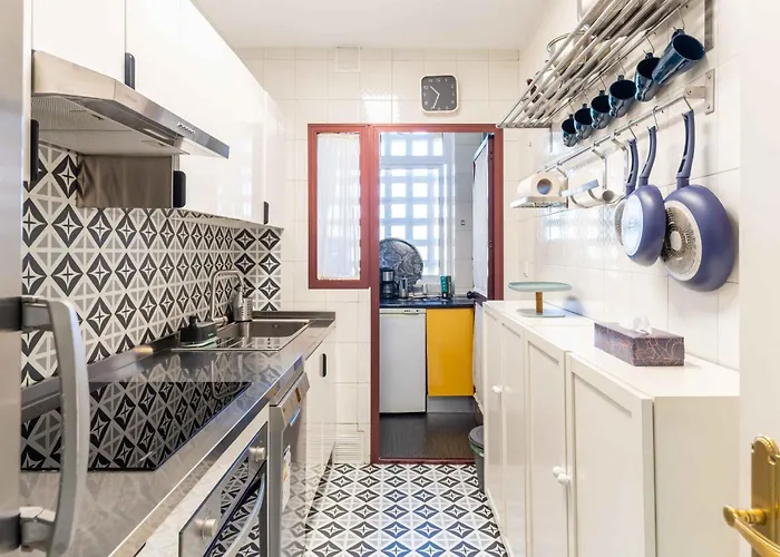 Front Complex With Direct Access To The Appartamento *